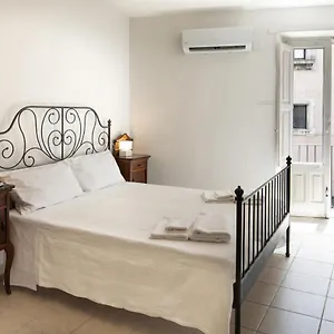 Garibaldi 94- Intera Casa A 2 Passi Dal Duomo Сasa de vacaciones