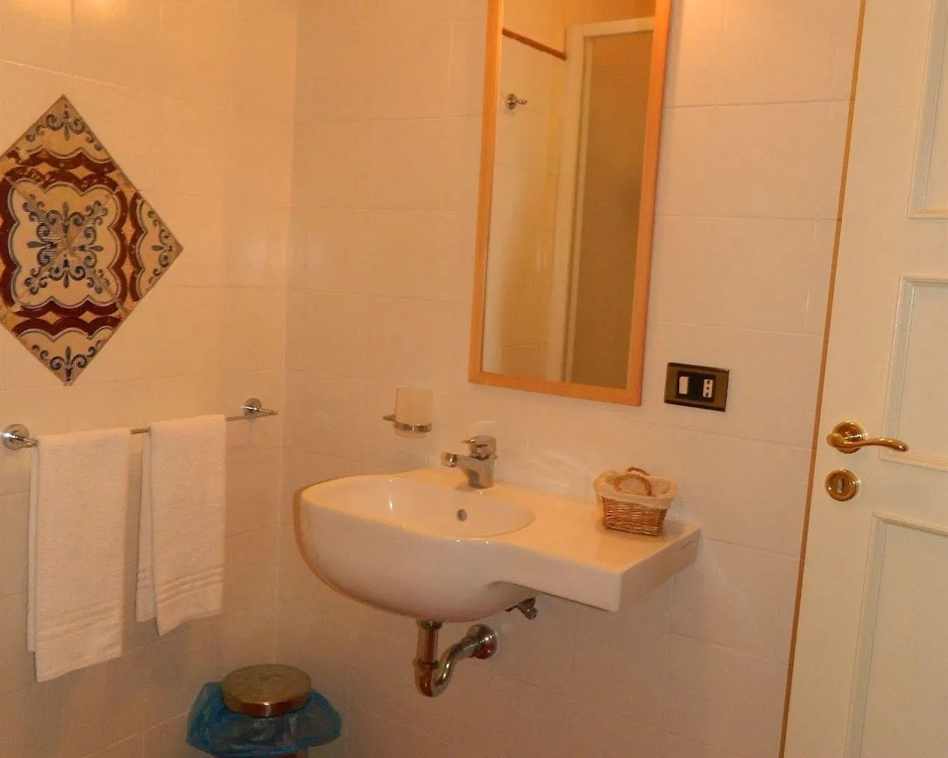 Antica Dimora Caruso Bed & Breakfast Catania